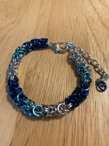 Blue Ombré Chainmail Bracelet
