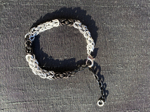 Matte Ombré Chainmail Bracelet
